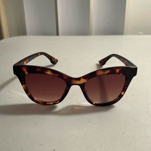 POWDER FRANKIE SUNGLASSES- TORTOISE
